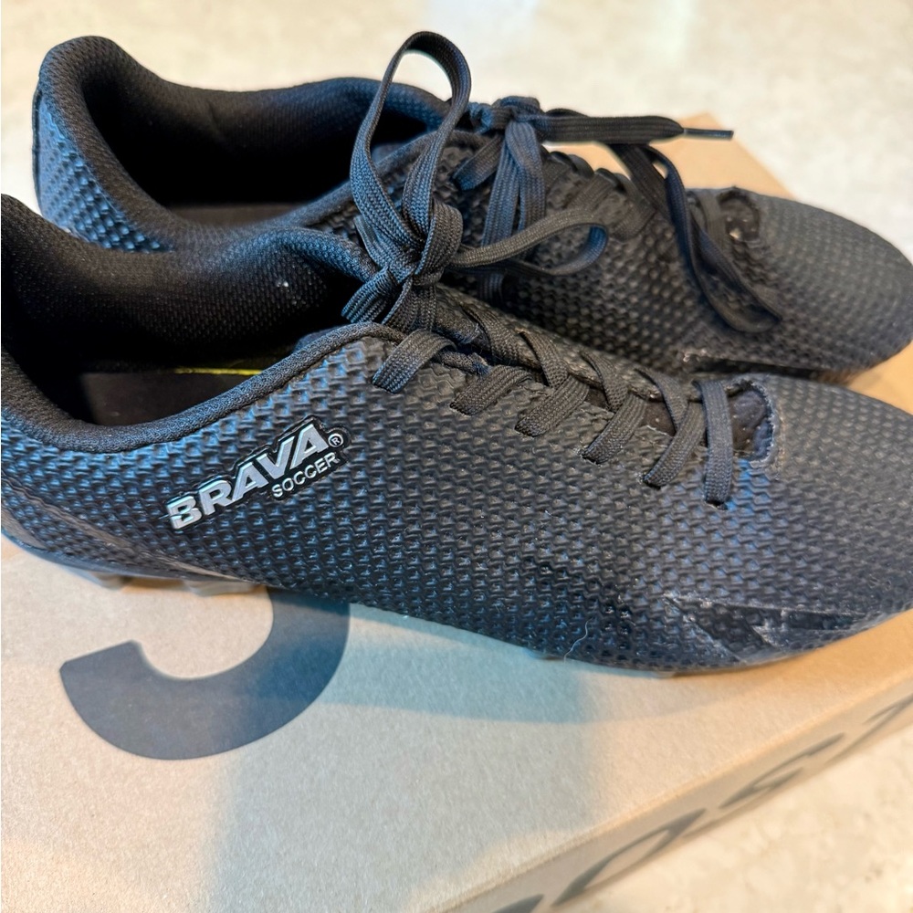 Men's Black Athletic Shoes